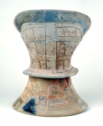 Cuirass-shaped haniwa and tuille-shaped haniwa (National Important Cultural Properties)