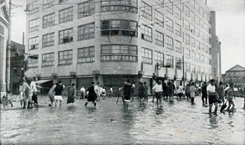 大丸前の浸水