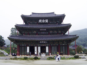 全羅北道金提市の金山寺弥勒殿