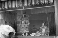 せともの祭　瀬戸物一式造り物（小楠公如意輪堂）