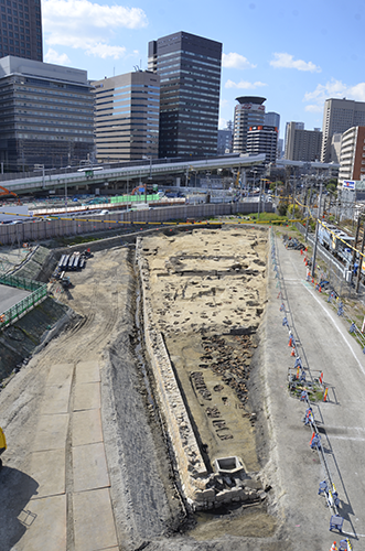 難波宮から長岡宮・京に運ばれた瓦