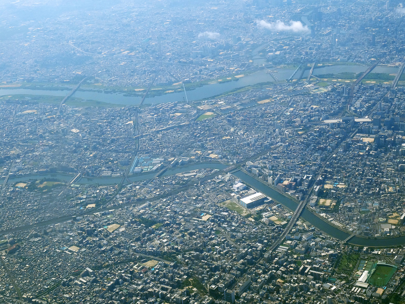 上空から見た淀川と神崎川
